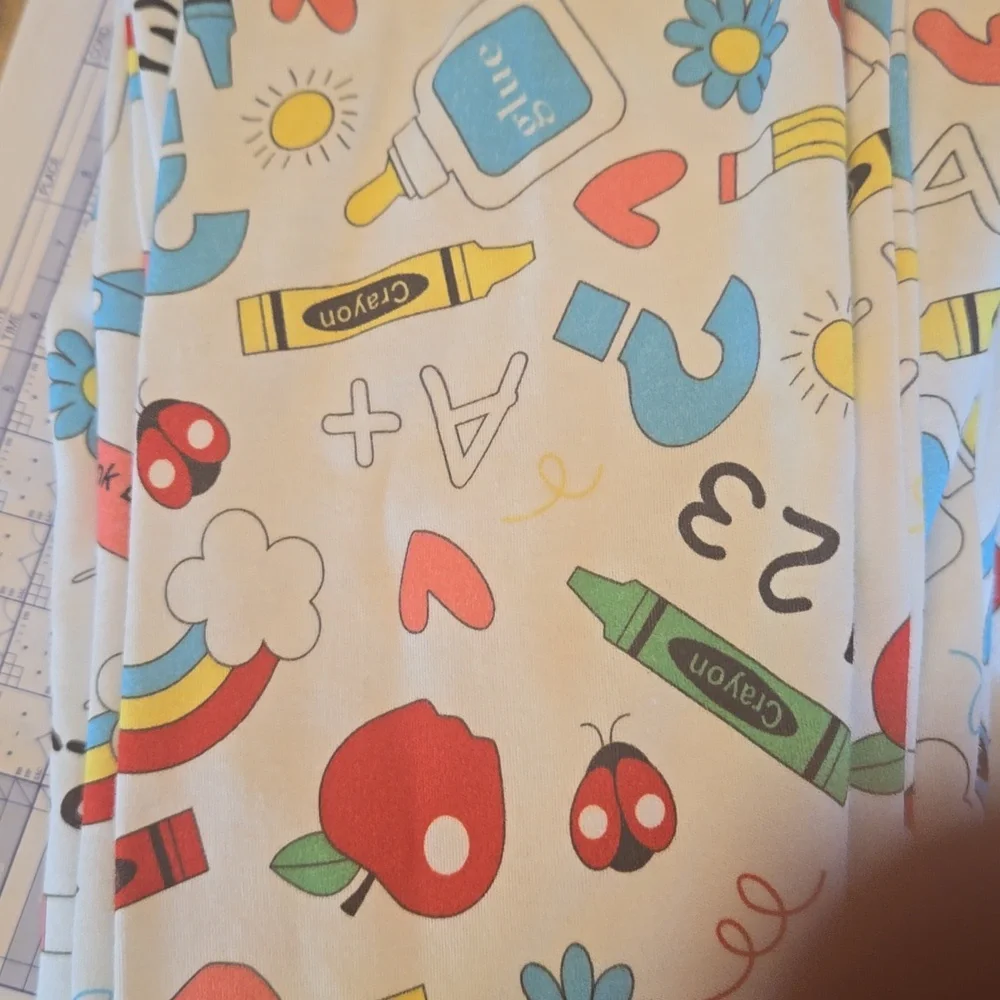 NWOT Unisex Size 8 And Size 10 Kids Pajamas School Themed - Picture 10 of 12